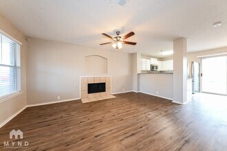 1414 Caleo Dr in Glenn Heights, TX - Foto de edificio - Building Photo