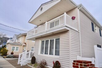 13 S Haverford Ave in Margate City, NJ - Building Photo - Building Photo