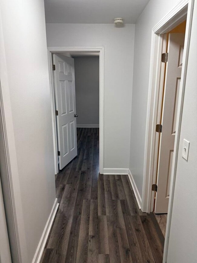 property at 625 N Elmwood Dr