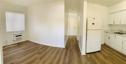 691 NE 86th St in Miami, FL - Building Photo - Building Photo