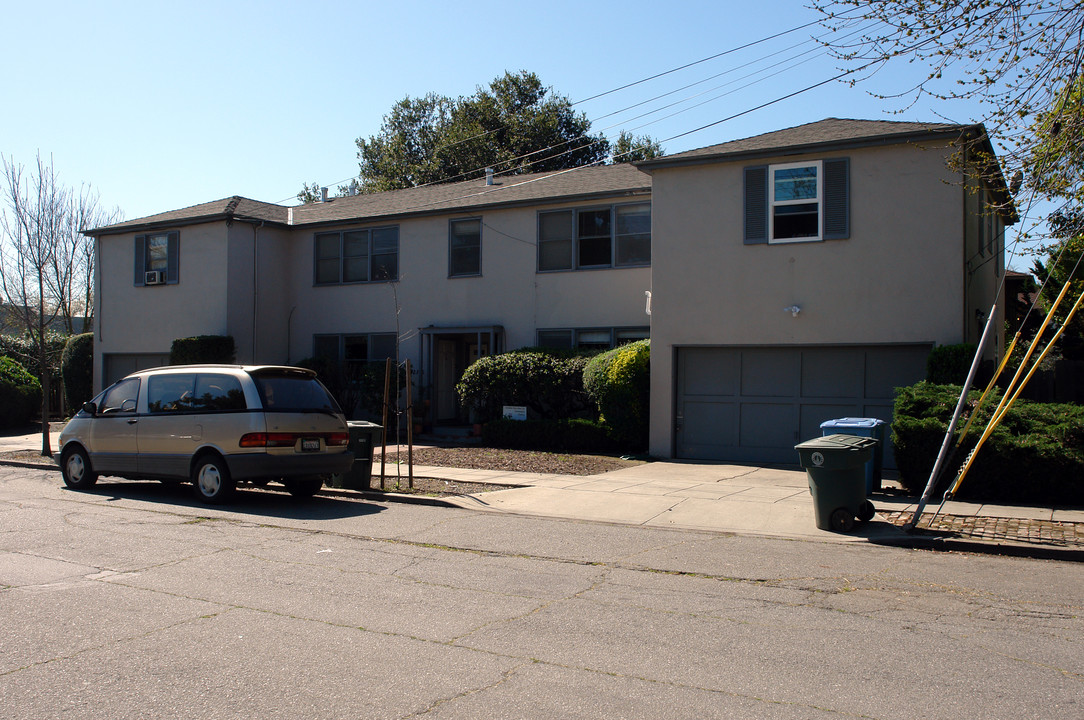 2304 Williams St in Palo Alto, CA - Building Photo