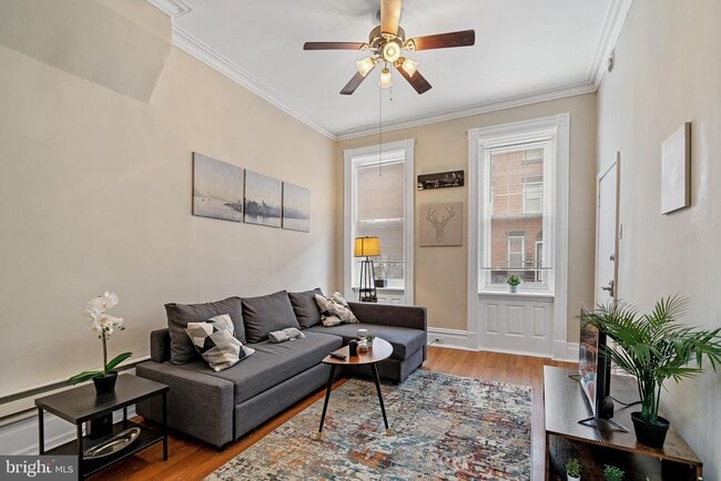 property at 1813 W Thompson St