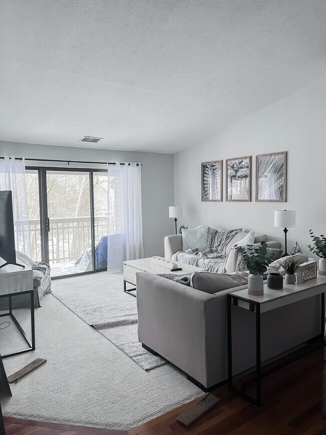 3800 Rosemont Blvd Rentals in Fairlawn, OH