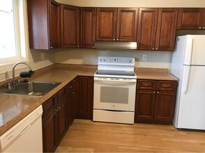 1021 Delaware Dr in Colorado Springs, CO - Building Photo - Building Photo