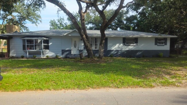 property at 421 Corvet St