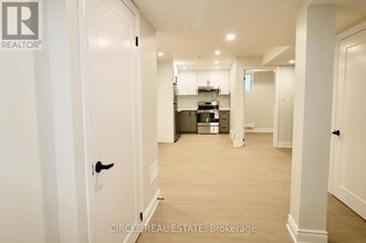 3 Hinkson St in Whitby, ON - Building Photo - Building Photo