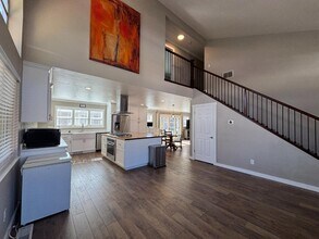 430 Inverness Way in Vacaville, CA - Building Photo - Building Photo