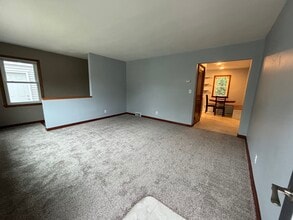 817 5th St S, Unit 817 S 5th in New Ulm, MN - Building Photo - Building Photo