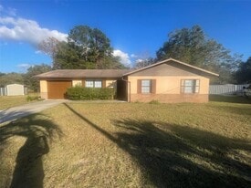 2124 NE 58th St in Ocala, FL - Building Photo
