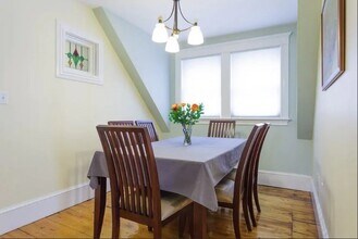 3 Hagar St, Unit 3 in Boston, MA - Foto de edificio - Building Photo