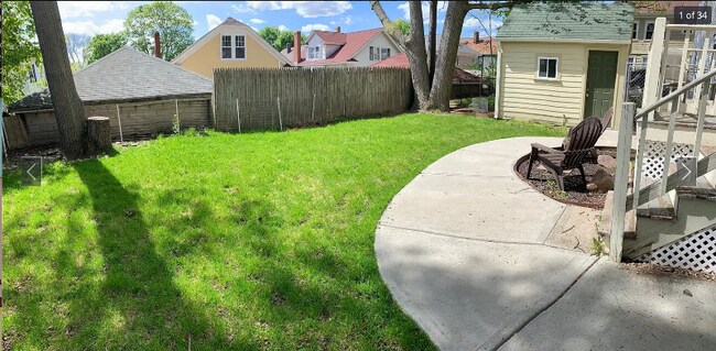 434 River Ave-Unit -2 in Providence, RI - Foto de edificio - Building Photo