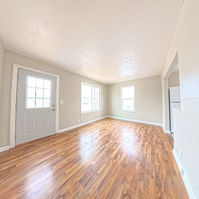 408 N 13th Ave in Marshalltown, IA - Building Photo - Building Photo