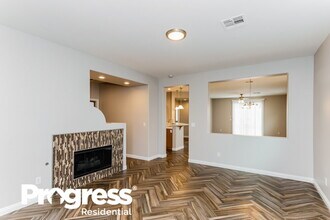 681 Fontayne Ave in Las Vegas, NV - Building Photo - Building Photo