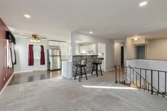 306 NE Grant St in Ankeny, IA - Building Photo - Building Photo