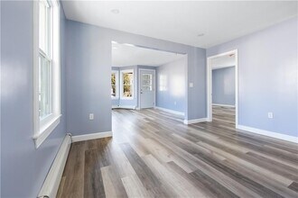 167 Baxter St in Pawtucket, RI - Foto de edificio - Building Photo