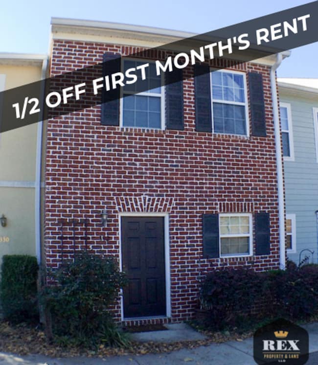 property at 332 Bay St