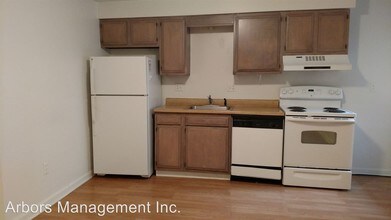 5523 Ellsworth Ave-Unit -Apt 2C in Pittsburgh, PA - Building Photo - Building Photo