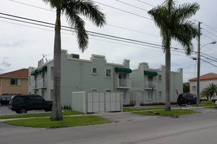 7415 W 24th Ave in Hialeah, FL - Building Photo