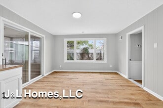 1655 Westfield Dr N in Columbus, OH - Building Photo - Building Photo