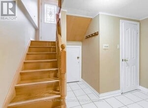 1 Bondhead Pl in Toronto, ON - Building Photo - Building Photo