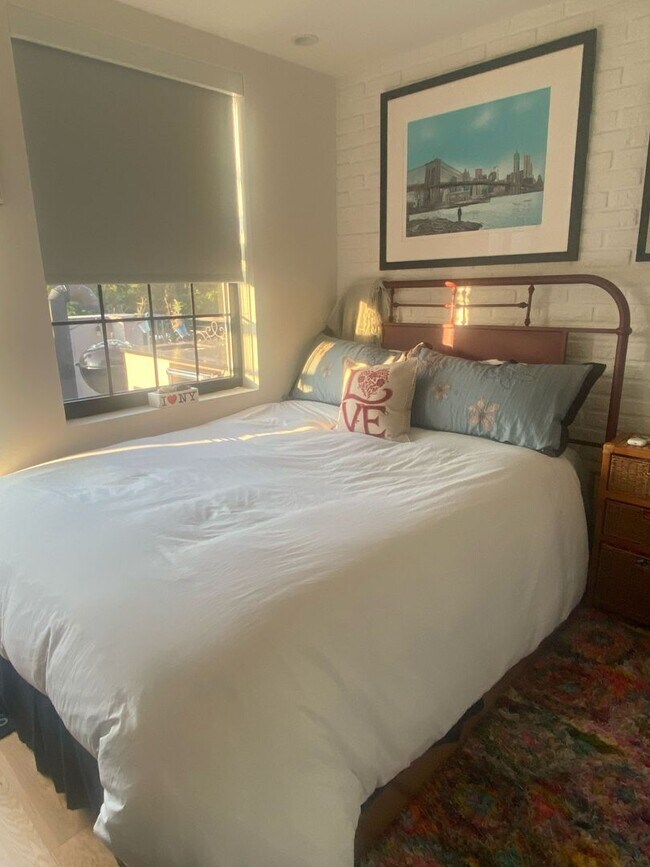 577 Madison St in Brooklyn, NY - Building Photo - Building Photo