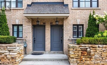 290 Royalton Common in Oakville, ON - Building Photo - Building Photo