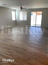 18530 W Robin Ln in Surprise, AZ - Building Photo - Building Photo