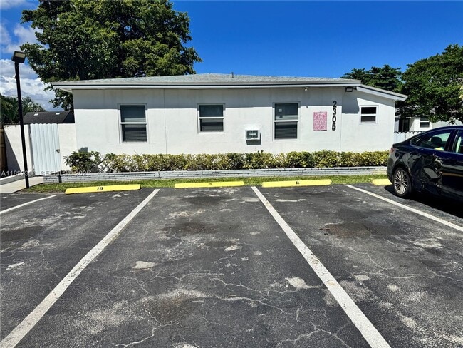 property at 2305 Monroe St