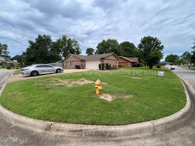 2804 S 97th Cir in Fort Smith, AR - Building Photo - Building Photo