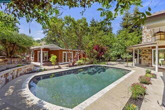 1754 Reliez Valley Rd in Lafayette, CA - Building Photo - Building Photo