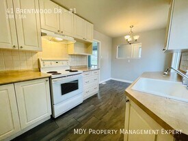 41 Brentwood Dr in Hamilton, ON - Building Photo