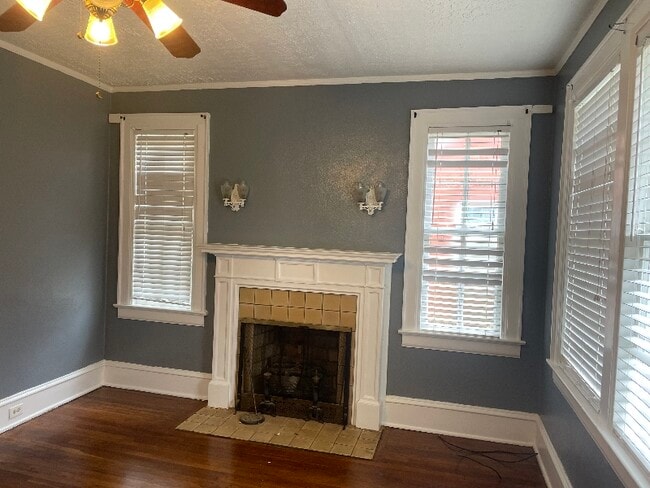 438 Earl Pl in Montgomery, AL - Foto de edificio - Building Photo