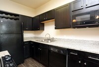 Paladin Apartments photo'