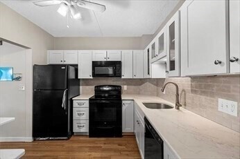 100 Cove Way in Quincy, MA - Building Photo