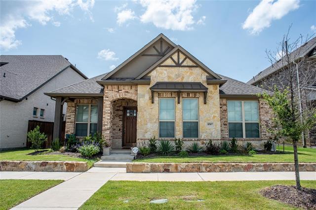 8507 Bronzegate Trl in Frisco, TX - Foto de edificio