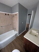 4405 Silvis Rd in Bartonville, IL - Building Photo - Building Photo