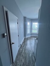 28 Pond St in Weymouth, MA - Building Photo - Building Photo
