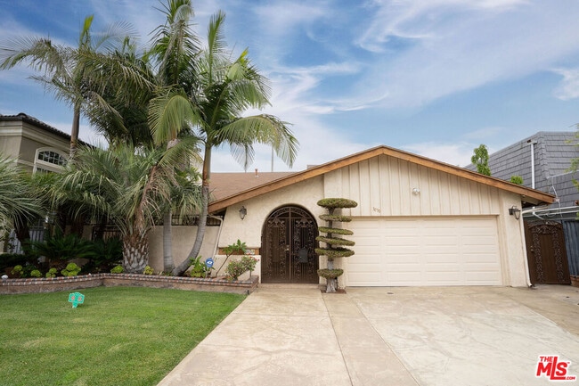 property at 3030 Stoner Ave