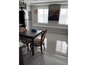 3254 E 6th Ave in Vancouver, BC - Building Photo - Building Photo