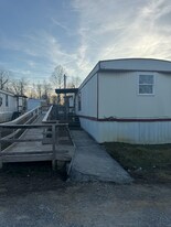 150 Barry Slaven Dr in Winfield, TN - Building Photo