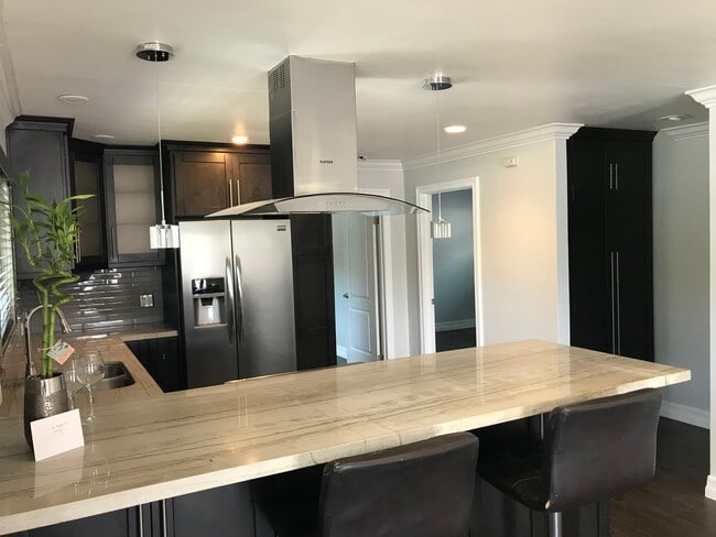 695 Chula Vista St, Unit 1 in Chula Vista, CA - Building Photo - Building Photo