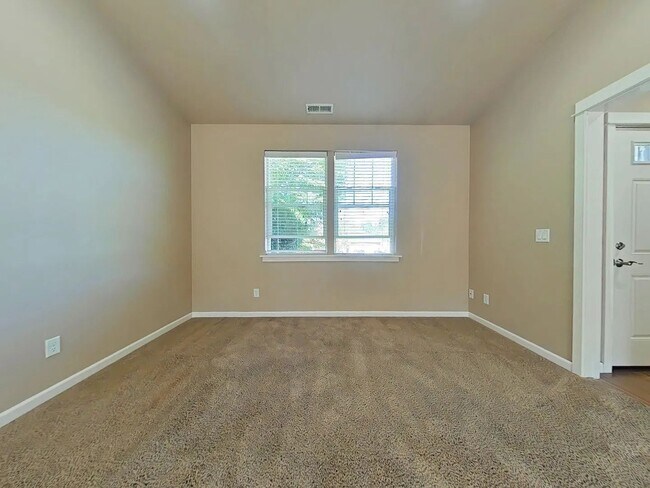 3517 NW Coronado St in Corvallis, OR - Foto de edificio - Building Photo