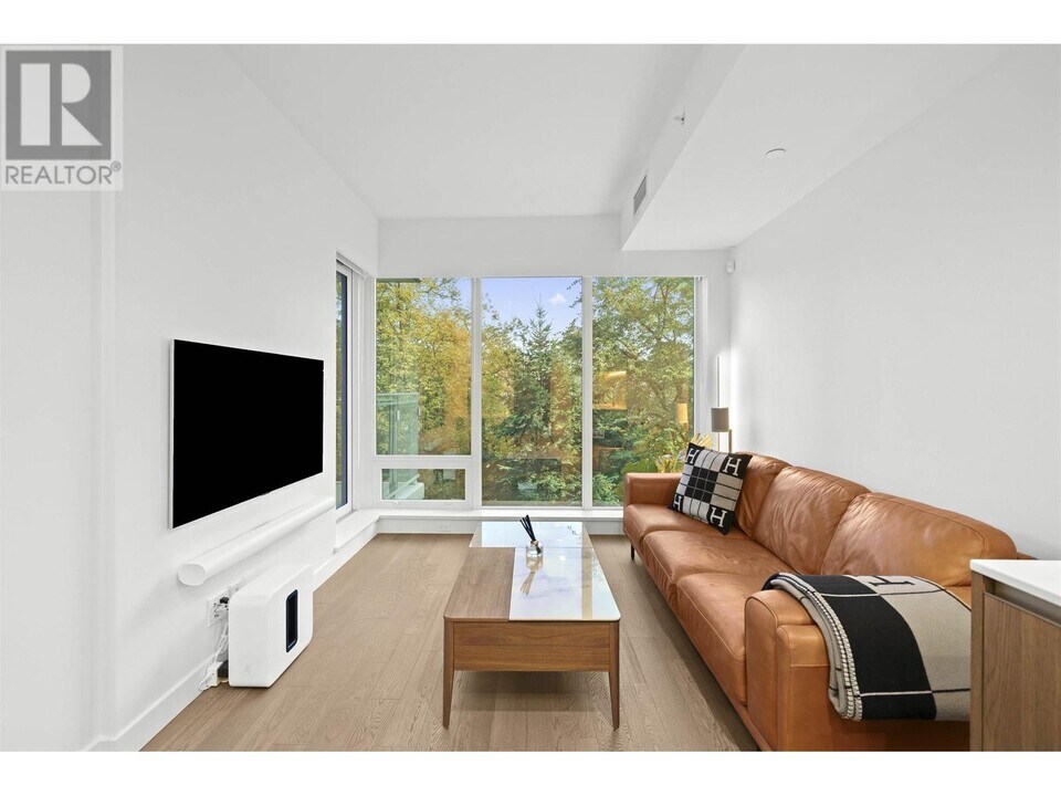 6833-6833 Pearson Wy in Richmond, BC - Building Photo