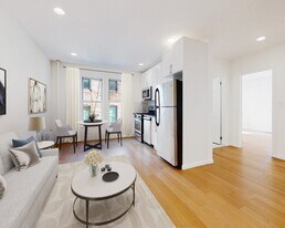103 Thayer St in New York, NY - Building Photo
