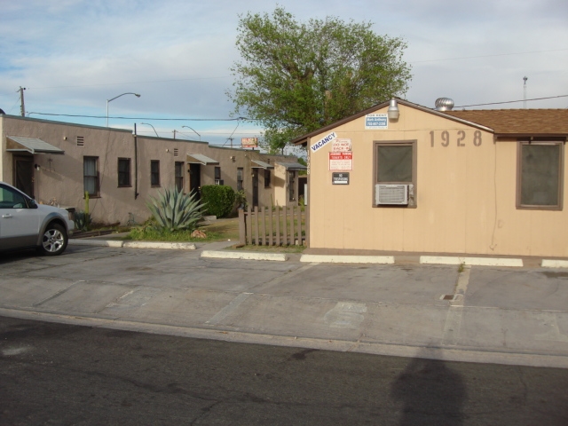 1928 Harvard St in North Las Vegas, NV - Building Photo