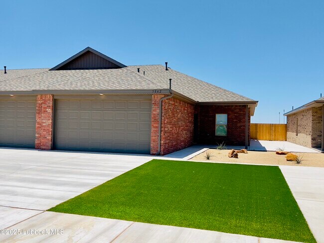 5848 Virginia Ave in Lubbock, TX - Building Photo - Building Photo
