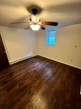 40 Murphy Rd in Litchfield, CT - Foto de edificio - Building Photo