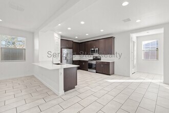 32273 N 21st Dr in Phoenix, AZ - Building Photo - Building Photo