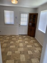 2120 Meadowbrook Ave in Merced, CA - Building Photo - Building Photo