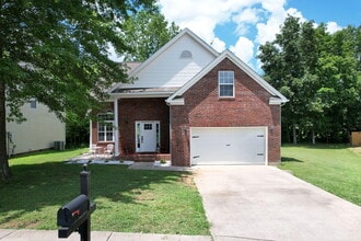 3120 Pin Oaks Cir NE in Cleveland, TN - Building Photo - Building Photo